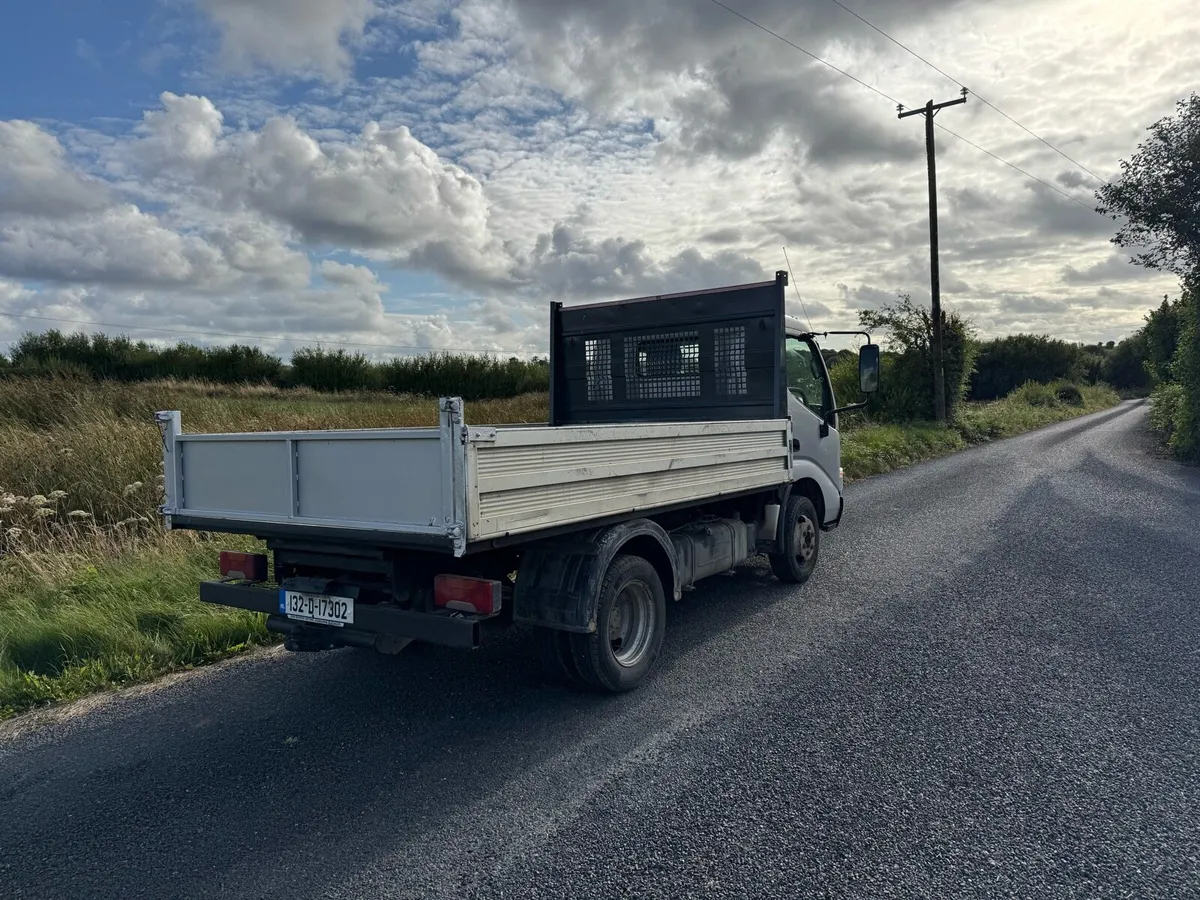 2013 Toyota Dyna Tipper - Image 4