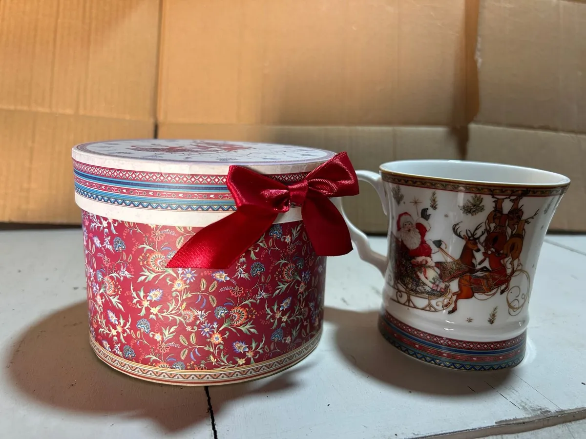 Santa Mug with Matching Box - Image 2