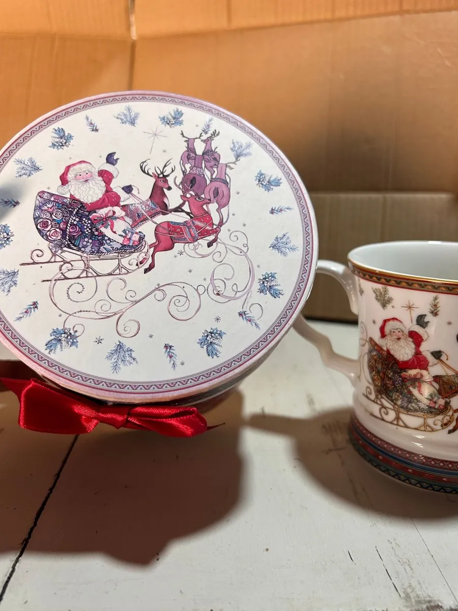 Santa Mug with Matching Box - Image 3