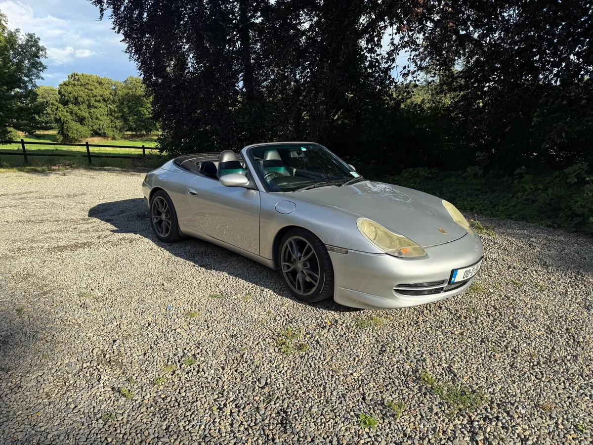 Porsche 911 - Image 1