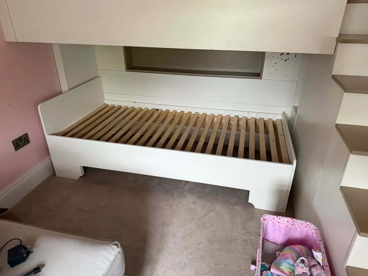 Single bed Frames x 2 - Image 1