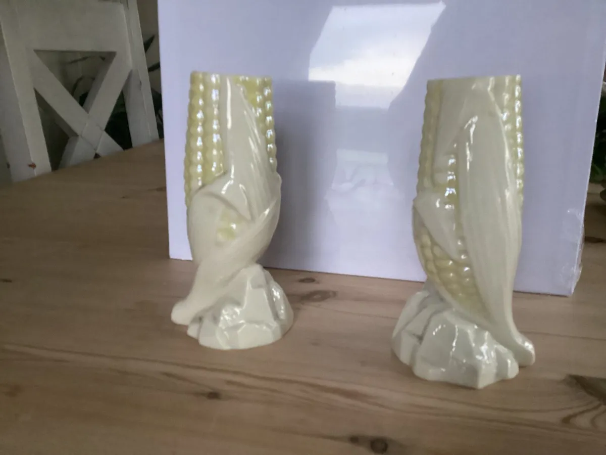 Pair of Belleek corn on the cob porcelain vases - Image 2