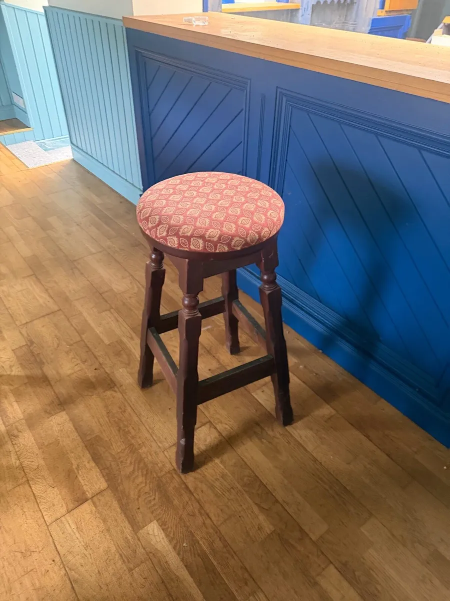 Bar furniture - Image 3