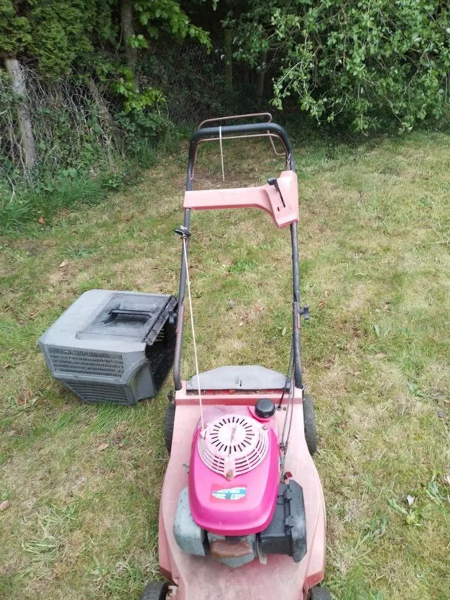 lawnmower parts - Image 1