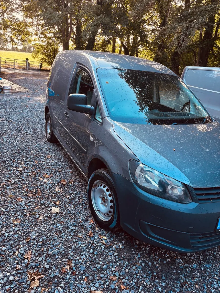 Caddy van - Image 3