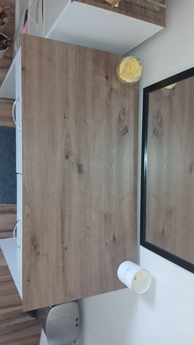 Desk - Image 2