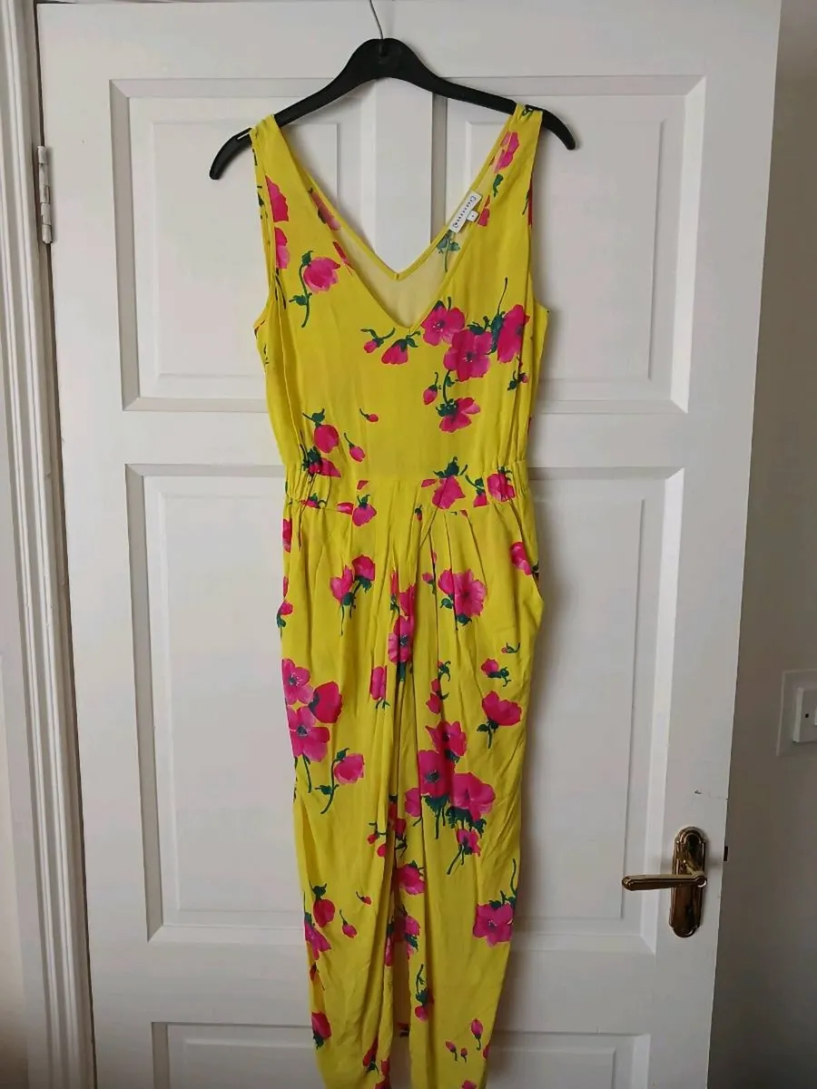 Midi - warehouse dress size 8 - Image 1
