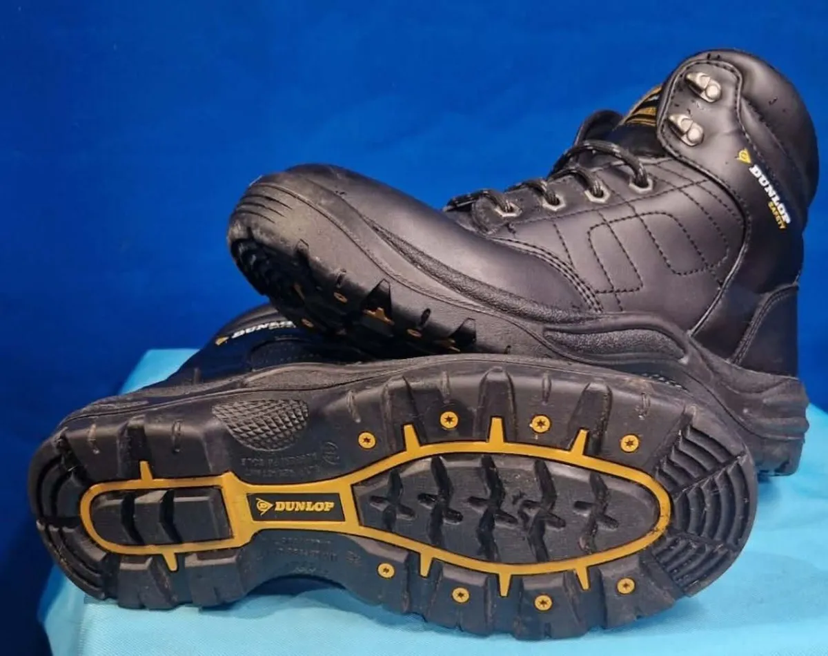 Dunlop steel toe cap safety boots - Image 2
