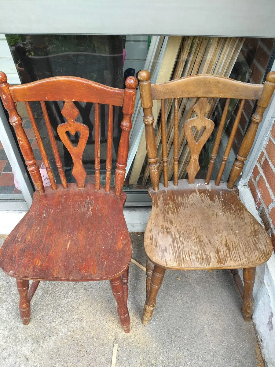 Set of two chairs