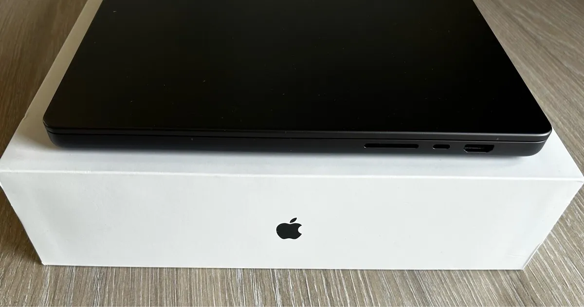 MacBook Pro M3 Pro 16” - Image 3