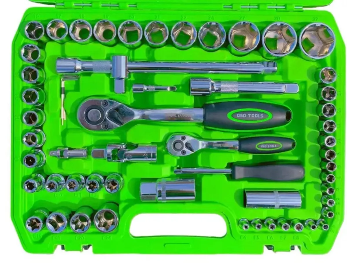 108 Piece 1/4″ & 1/2″ Drive Socket, Ratchet & Bit - Image 3