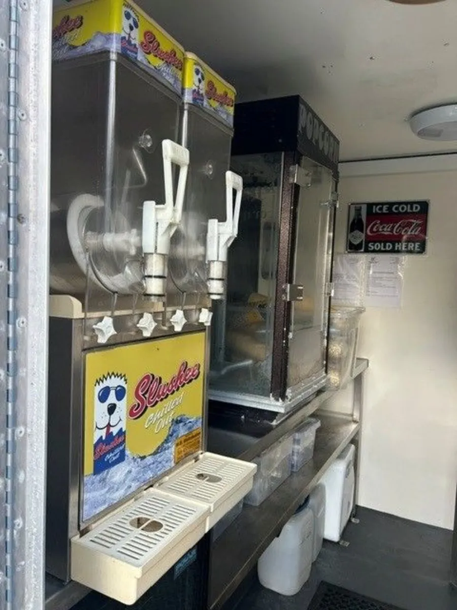 Butlers catering trailer/Mobile shop - Image 2