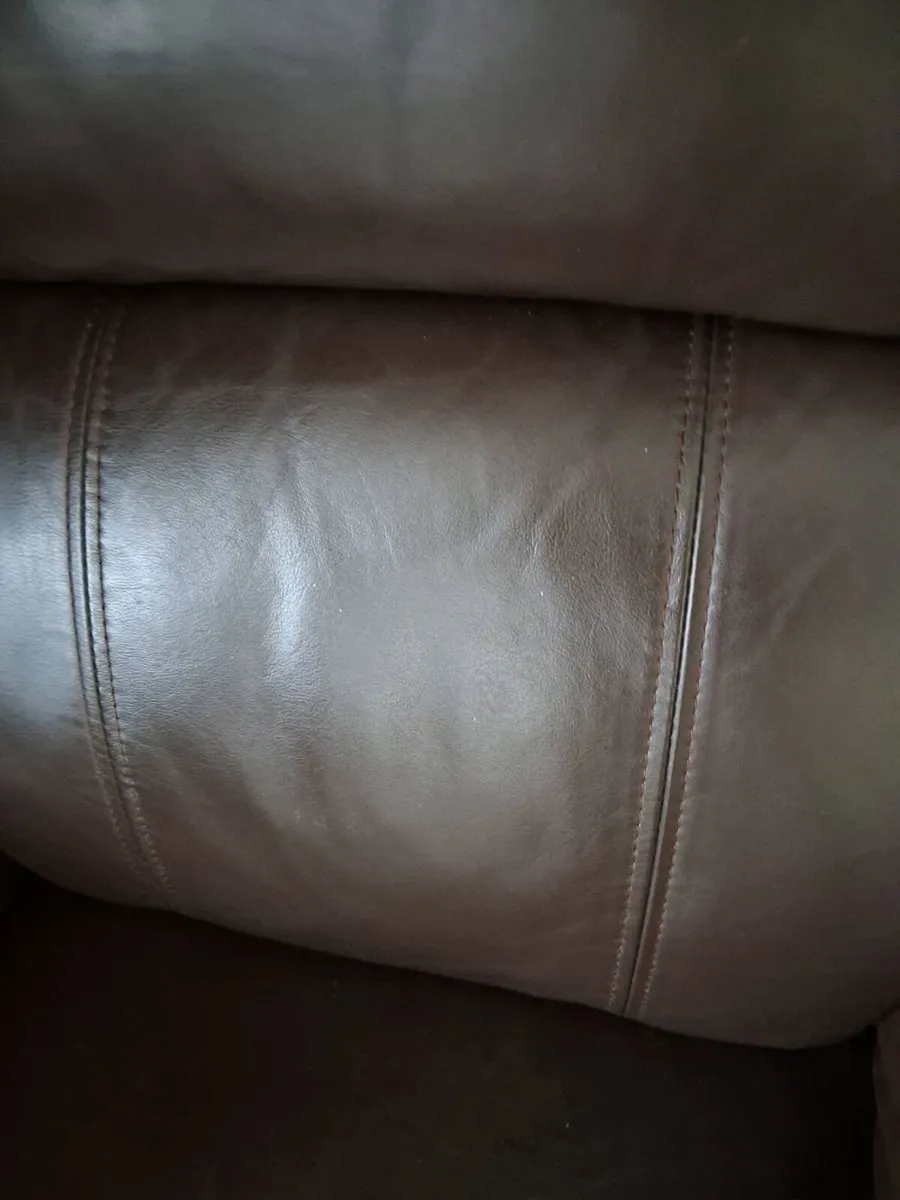 Reclining tilting chair - Image 3