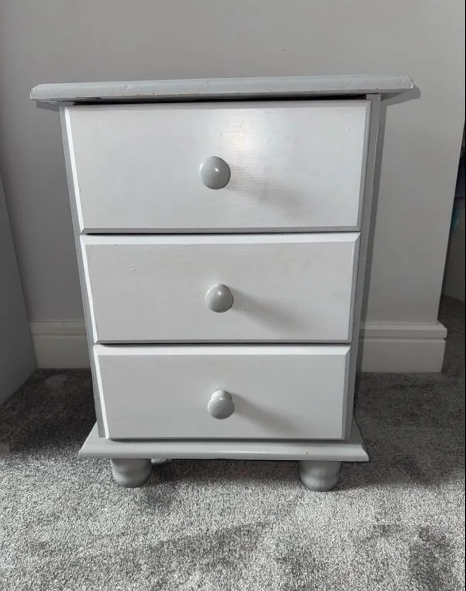Solid Wood 3 Drawer Bedside Locker - Image 1