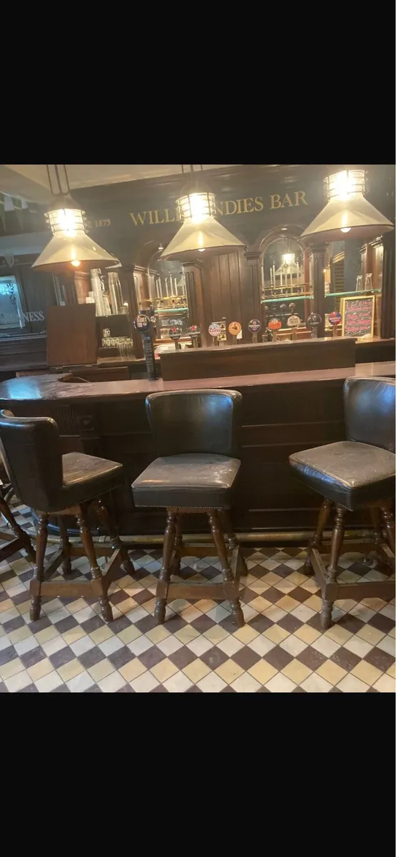 bar furniture and equipment - Image 2