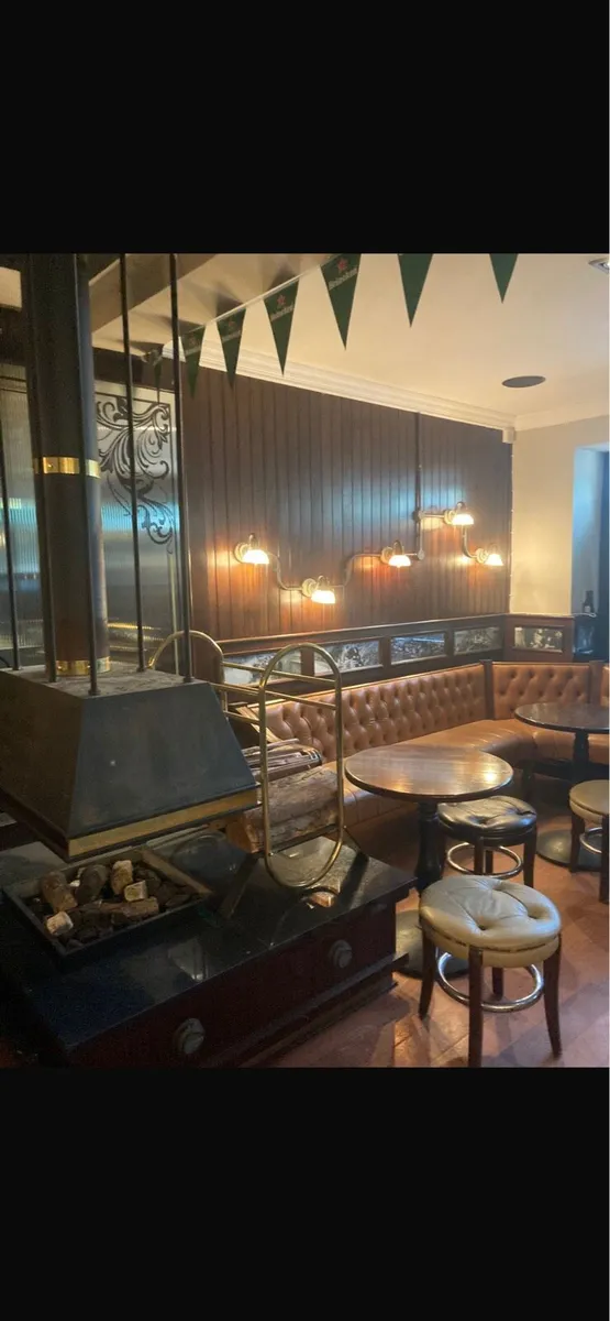 bar furniture and equipment - Image 4