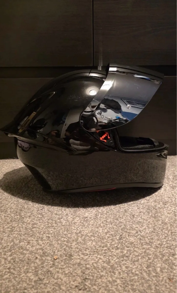 Agv k1 xl helmet - Image 3
