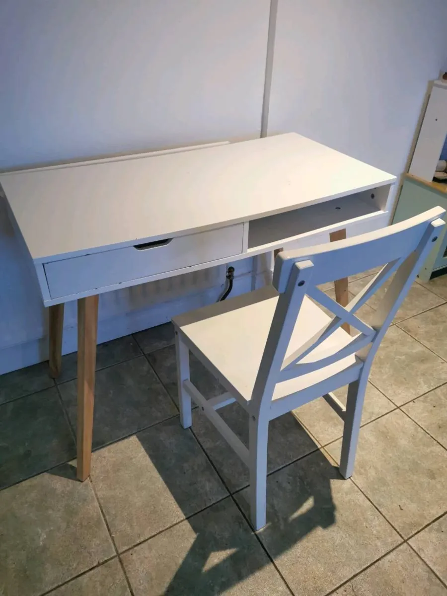 Desk and chair - Image 2