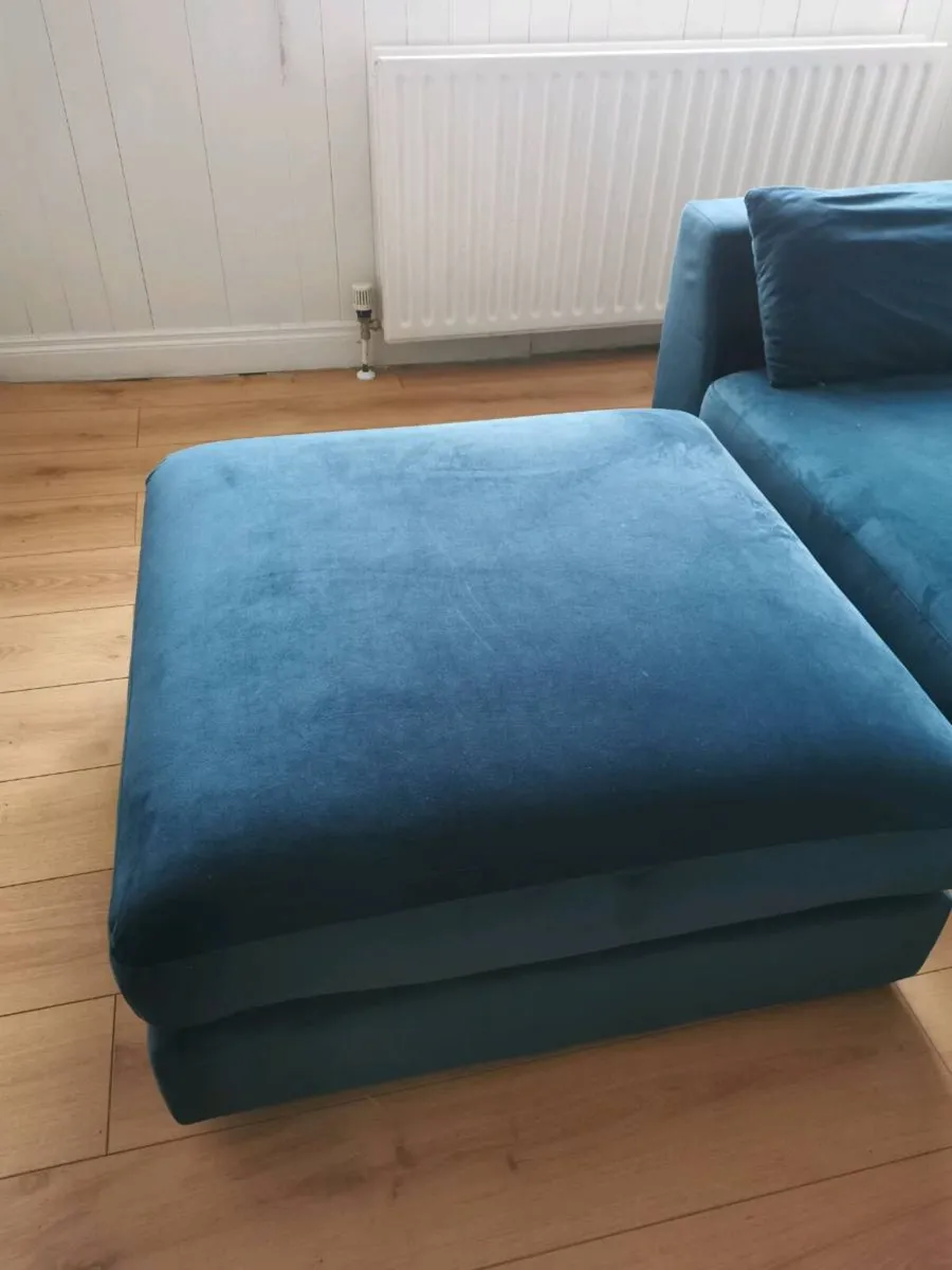 Pouffe - Image 2