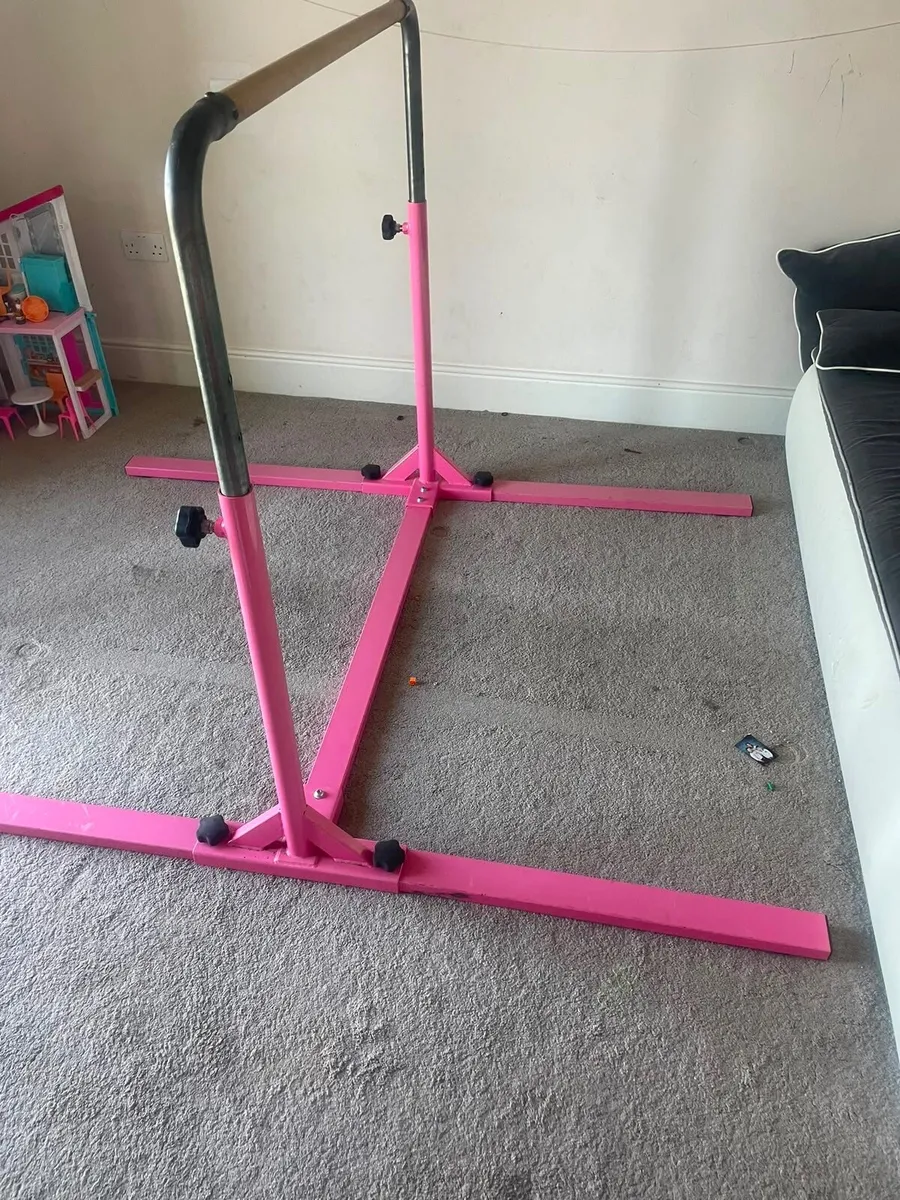 Jr. Pro Gymnastics Bar by Tumbl Trak - Image 2
