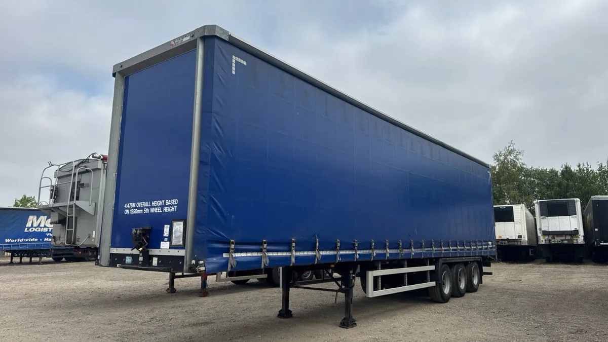 2022 Lawrence David Curtainsider 4.4 high - Image 3