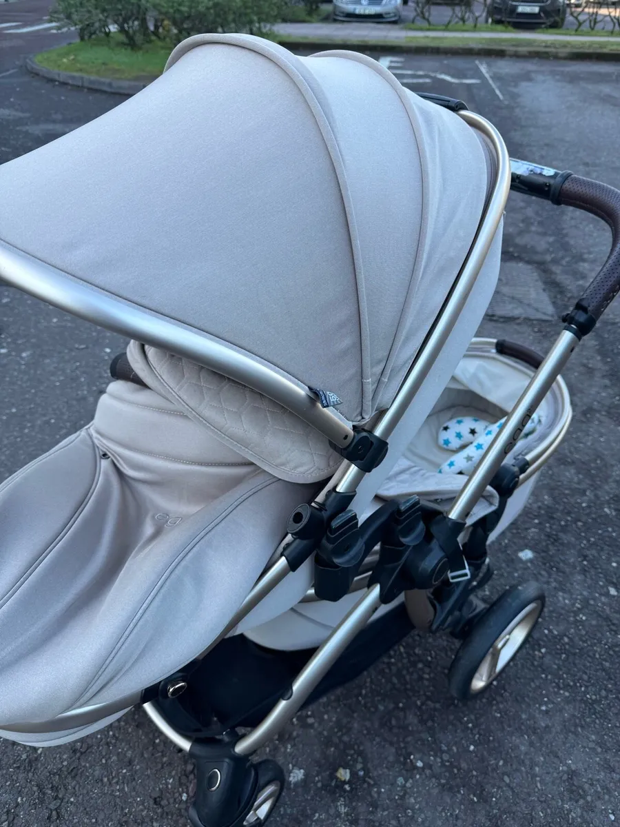 Egg Stroller - Image 3