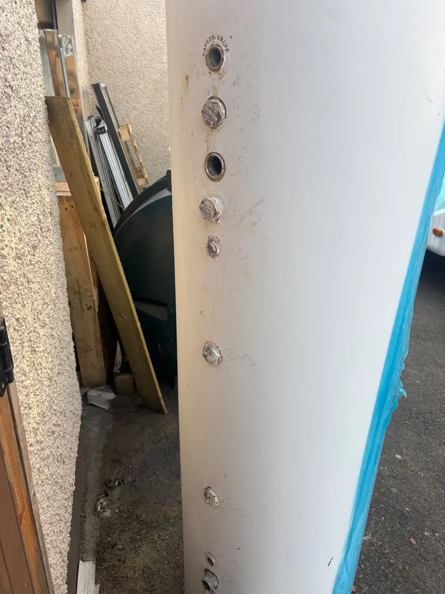 Stainless steel water tank - Image 2