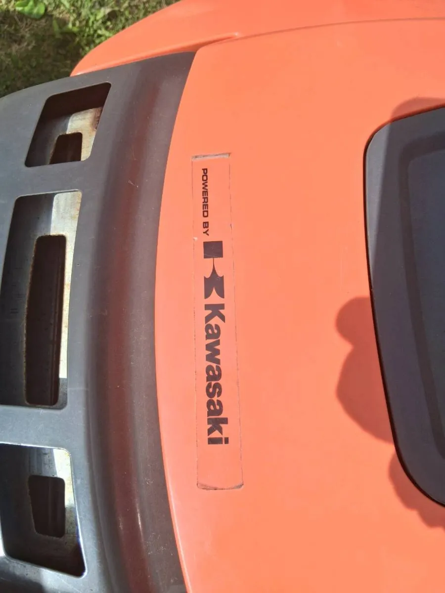 Zero turn lawnmower - Image 3