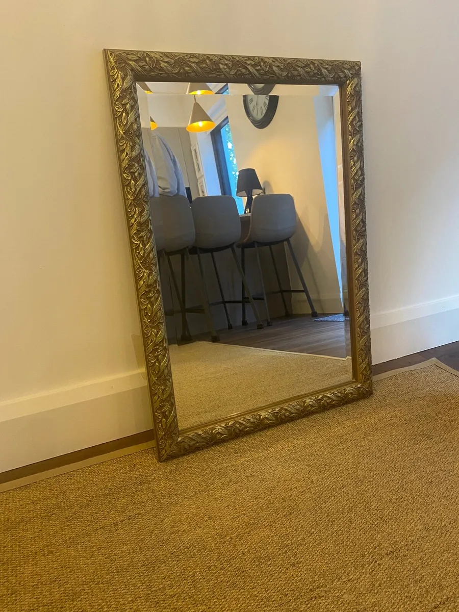 Ornate gilded mirror - Image 1
