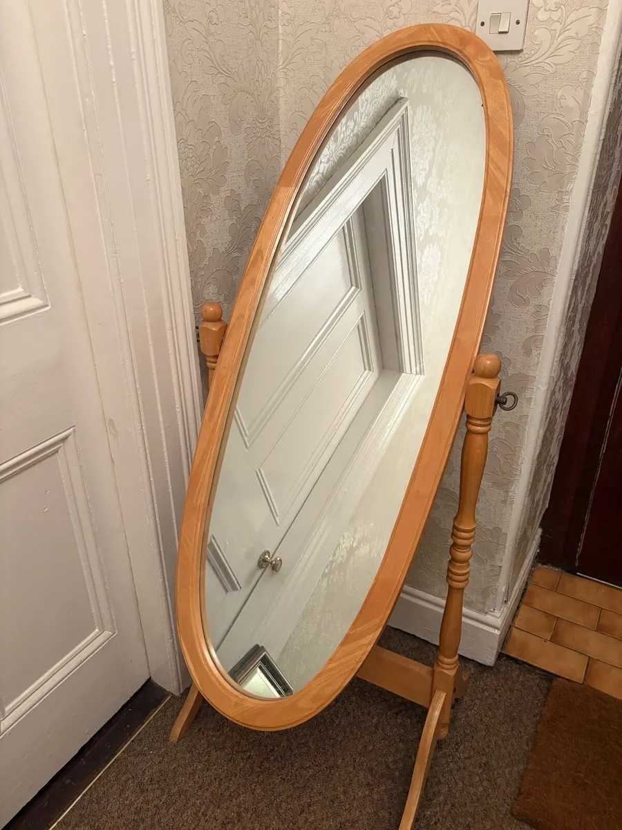 Mirror - Image 1
