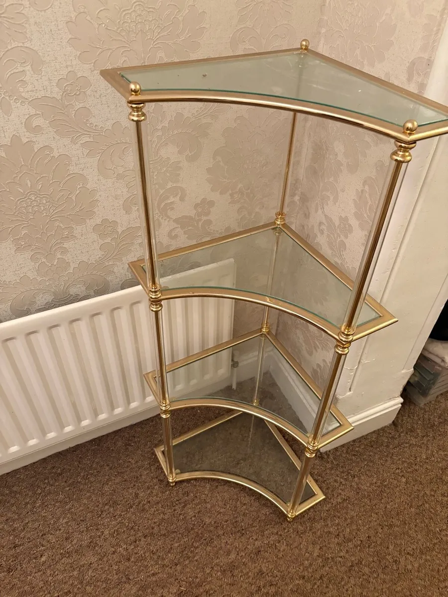 Glass stand - Image 1