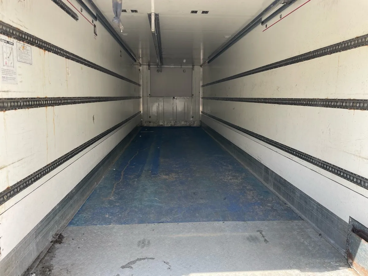 Insulated storage container - Image 2