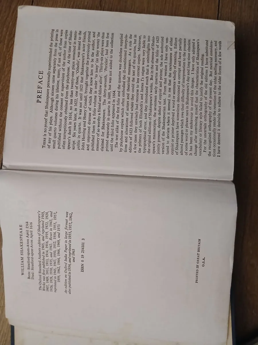 Shakespeare collection book hardback - Image 3