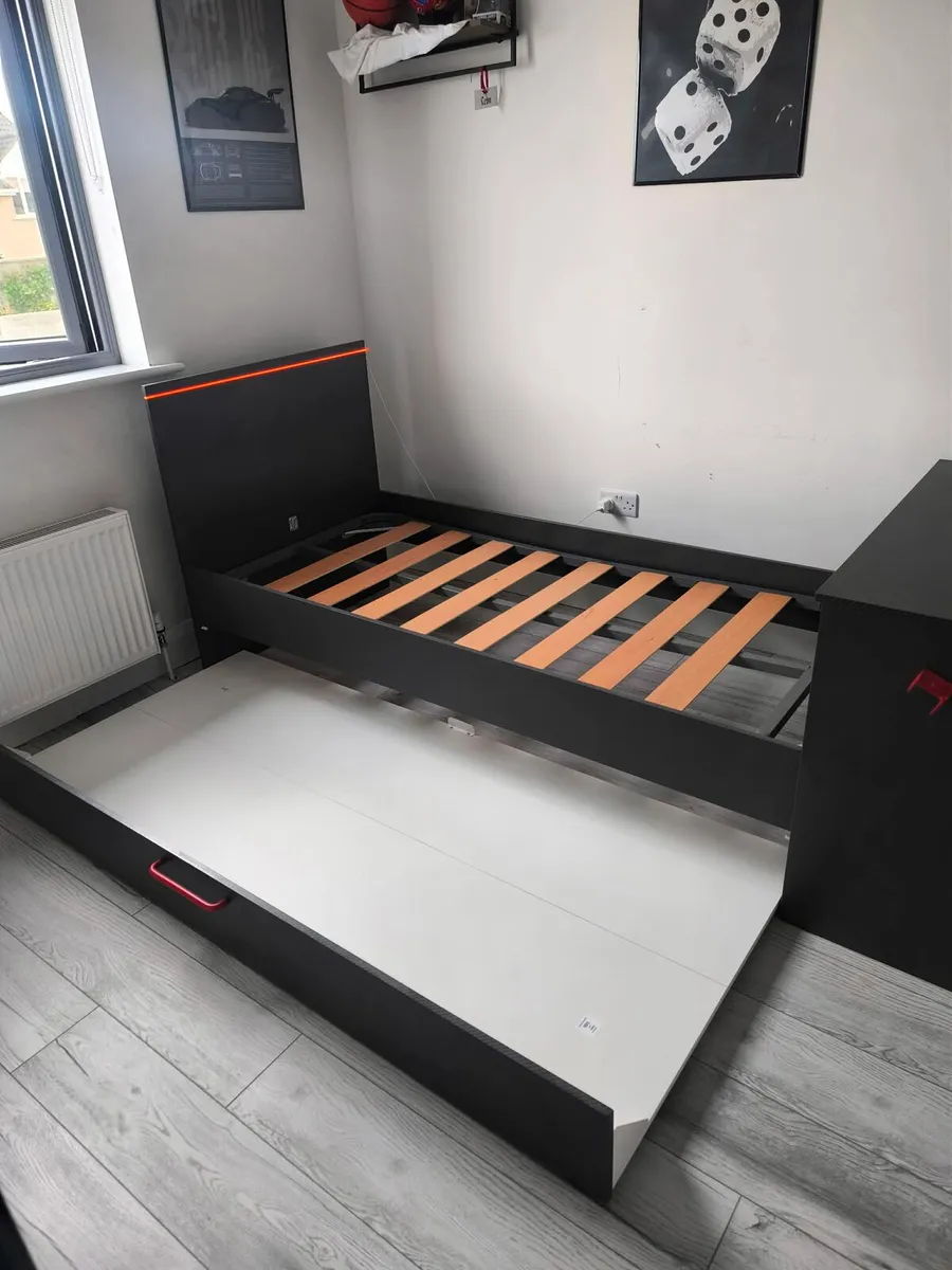 Gamer trundle bed - Image 4