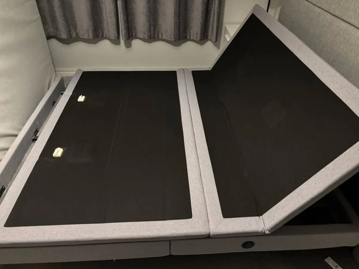 Motion Bed and Memory Foam Mattress - Image 4