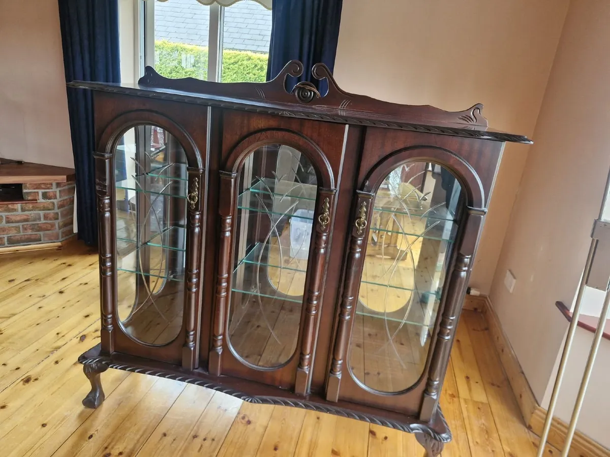 Furniture - Image 3