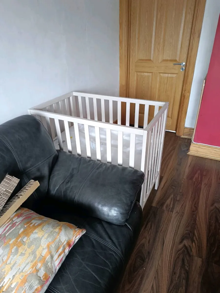 Mamas and Papas Petite Cot- Cashmere - Image 1