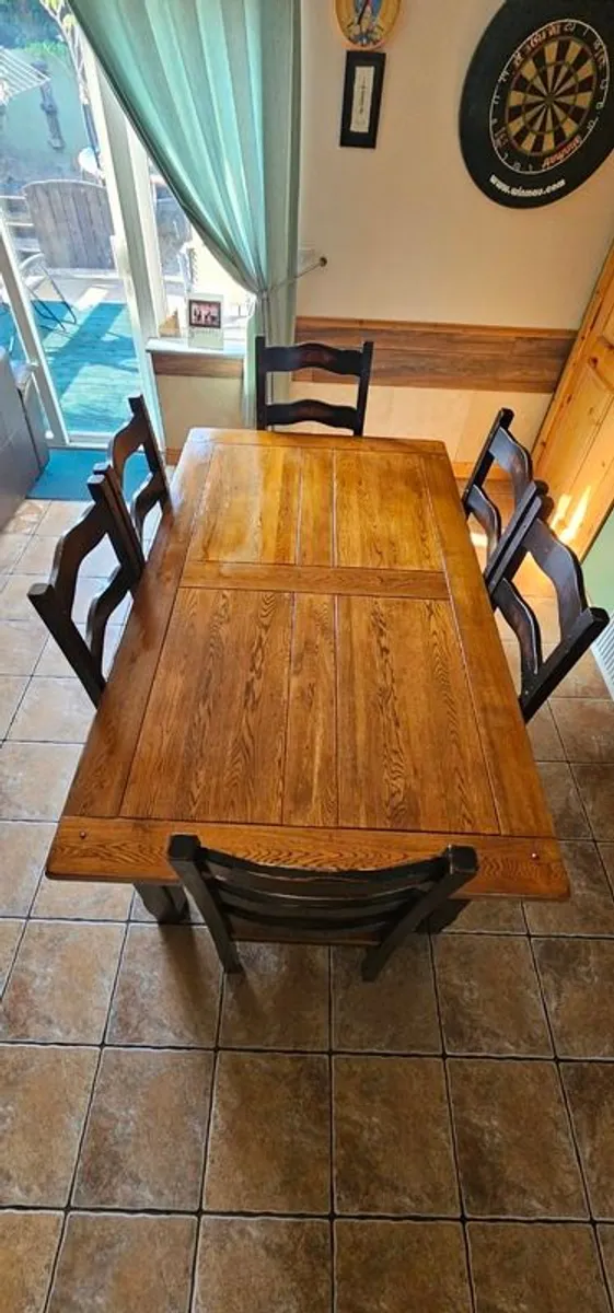 Table and Chairs - Image 1
