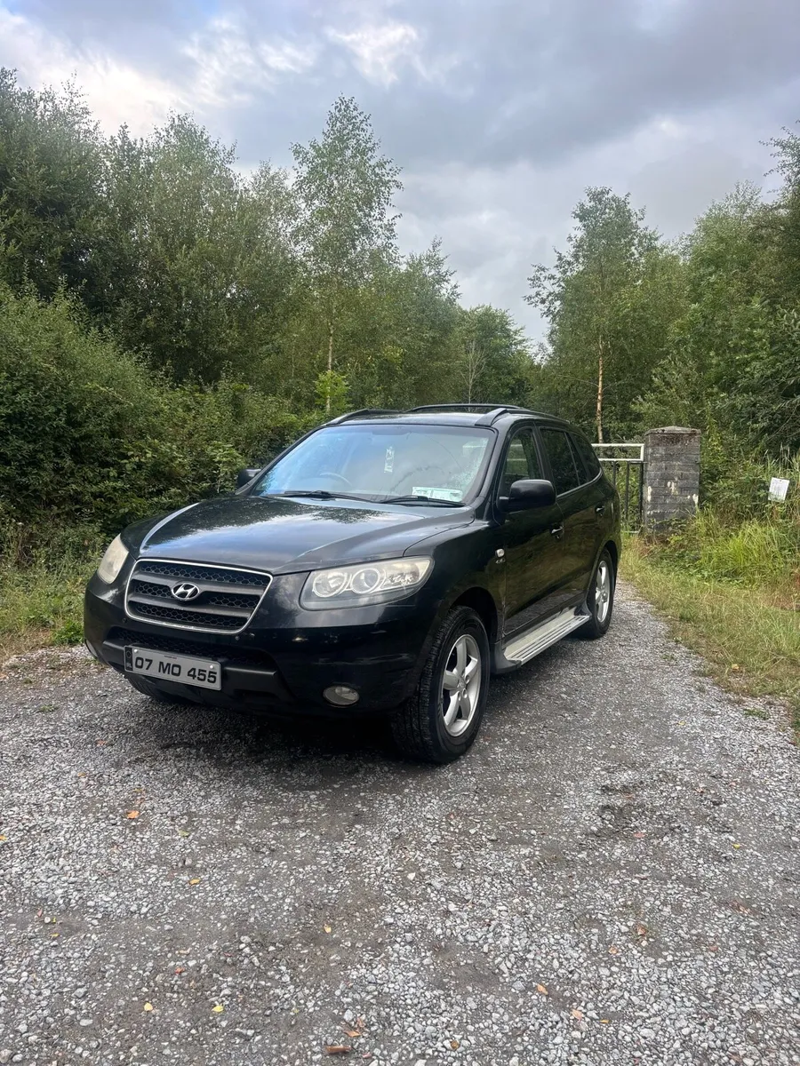 Hyundai Santa Fe - Image 2