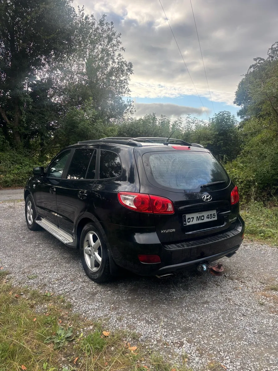 Hyundai Santa Fe - Image 3