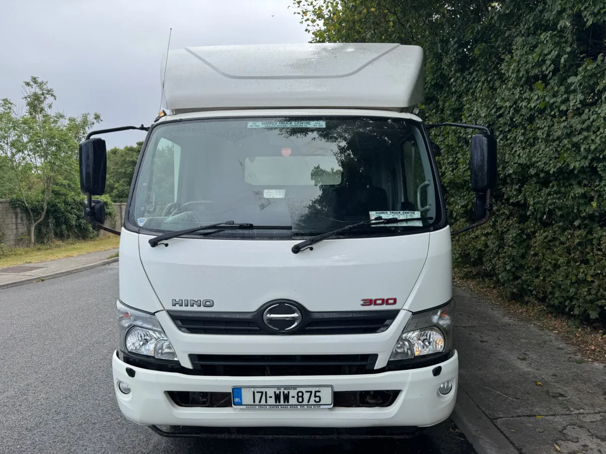 Hino 7.5 tonne - Image 3