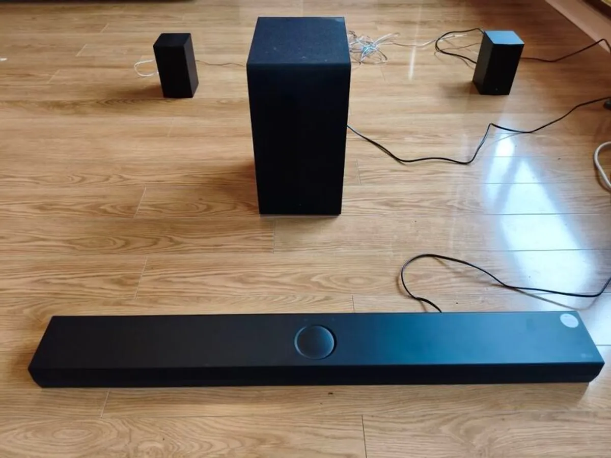 Lg Us70tr Soundbar - Image 2