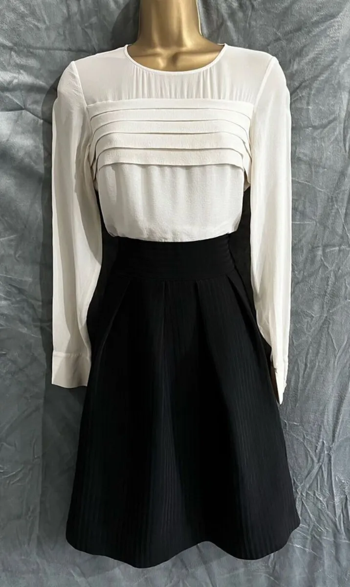 NWT Karen Millen Pintuck Dress - Image 4