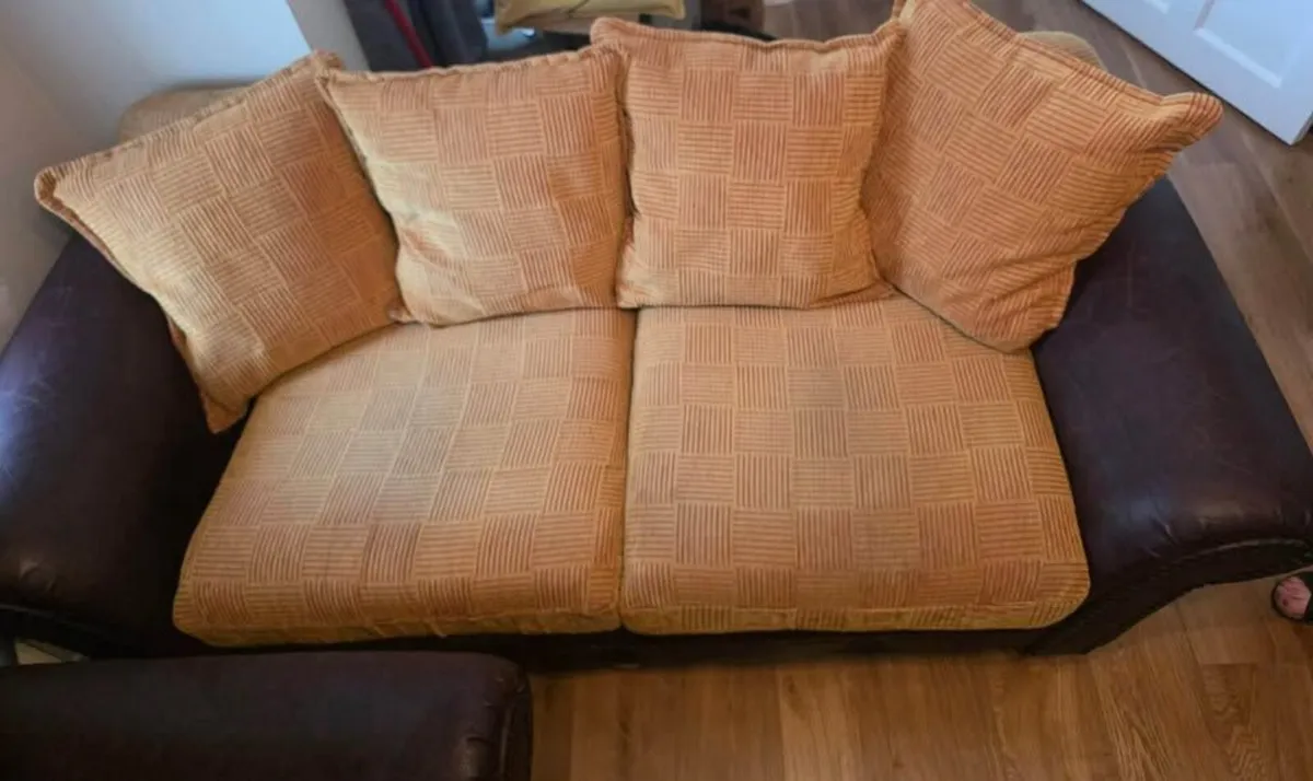 Sofa - Image 3