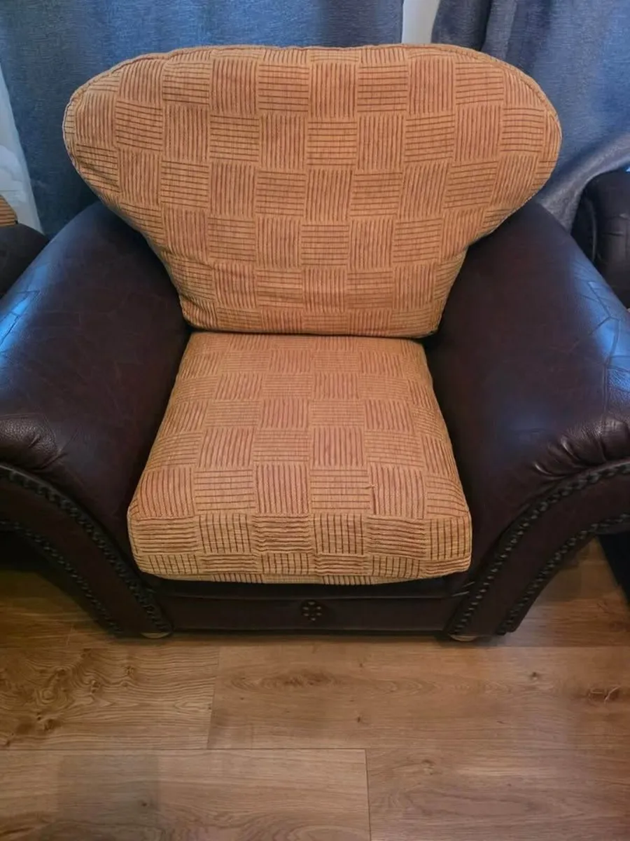 Sofa - Image 4