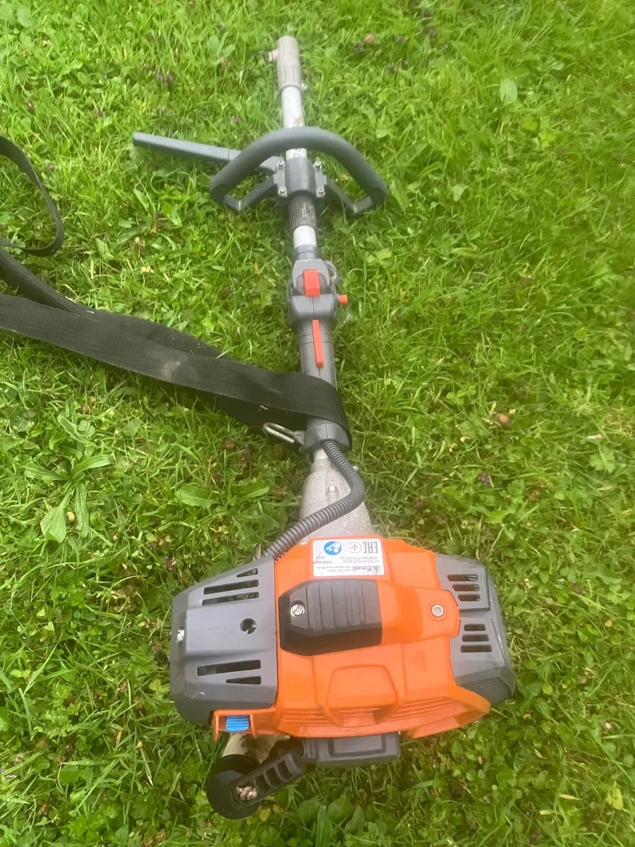 OLEOMAC BCH 250 D 25.4cc Single Handle - Image 3