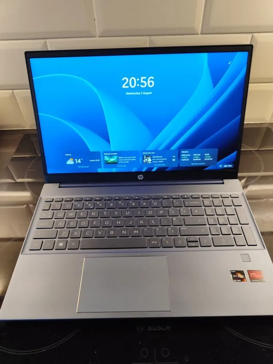 HP Pavillion Laptop PC 15-eh0xxx - Image 1