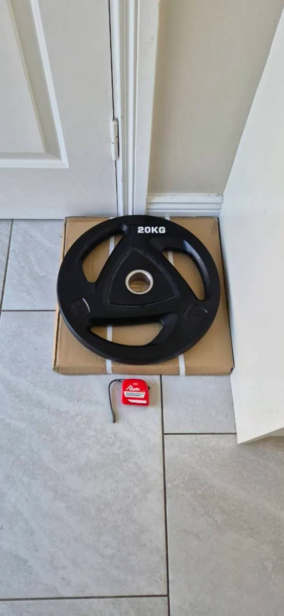 2x20 kilo olympic trigrip weight plates(brand new - Image 1