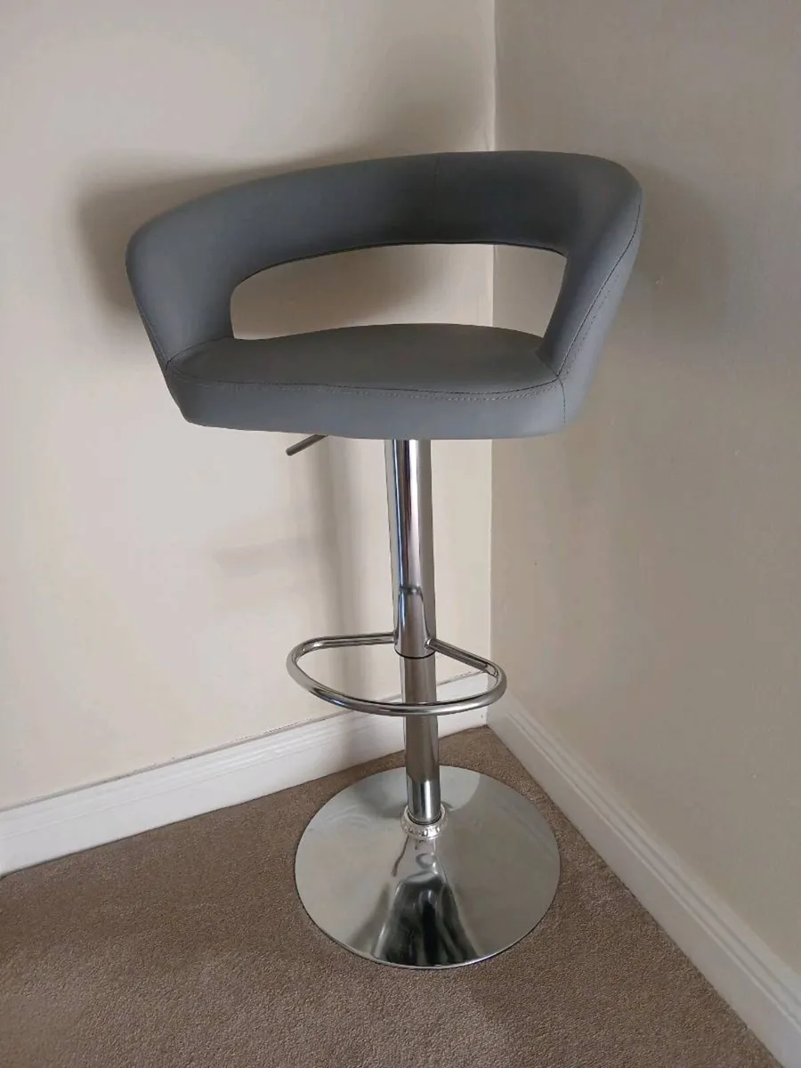 Chair - Image 1