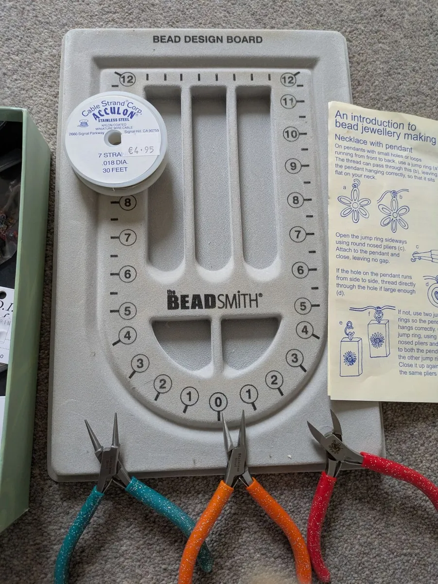 jewellery making equipment - Image 1